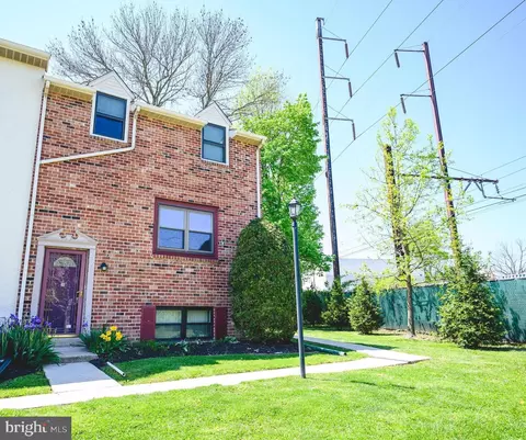 28 Silver Lake Ter #30, Rutledge, PA 19070