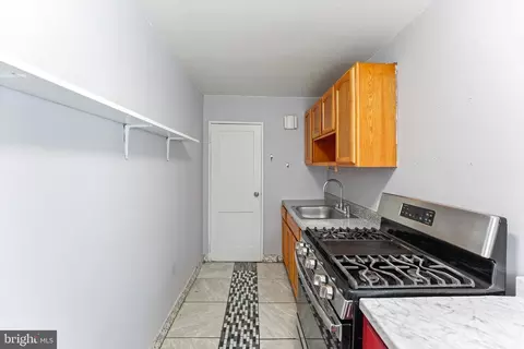 Entry Way - 105 Sherbrook Blvd, Upper Darby, PA 19082 photo 1 of 1
