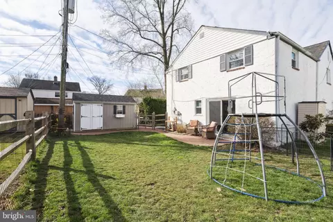Exterior - 844 Cricket Rd, Secane, PA 19018 photo 6 of 13