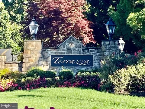 123 Cornerstone Dr #123, Newtown Square, PA 19073
