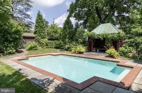 Exterior - 113 Banbury Way, Wayne, PA 19087 photo 11 of 17