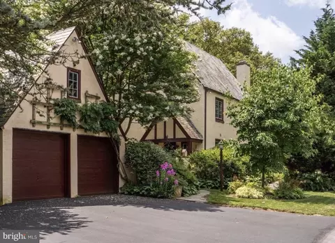 Exterior - 113 Banbury Way, Wayne, PA 19087 photo 12 of 17