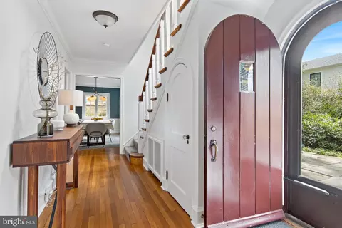 Entry Way - 113 Banbury Way, Wayne, PA 19087 photo 1 of 6