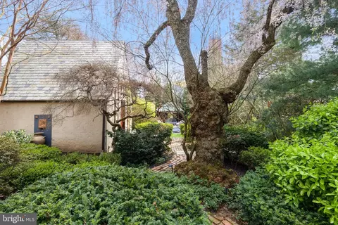 Exterior - 113 Banbury Way, Wayne, PA 19087 photo 15 of 17