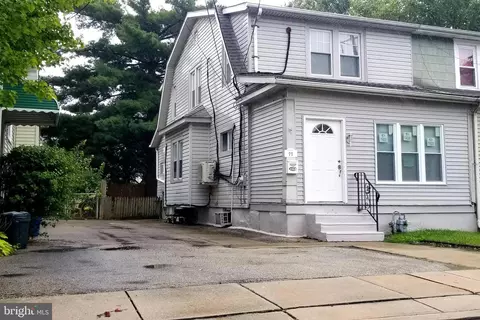 77 N Ridgeway Ave, Glenolden, PA 19036