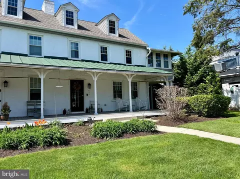 611 W End Walk, Media, PA 19063