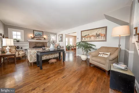 Living - 118 Conestoga Rd, Wayne, PA 19087 photo 1 of 5