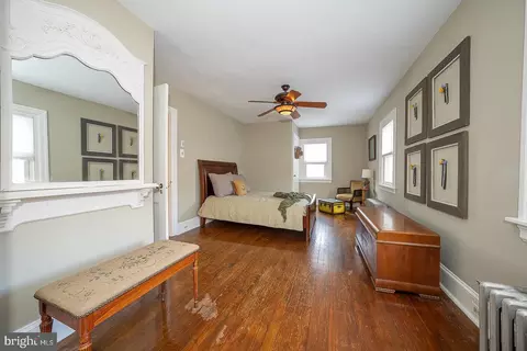 Living - 118 Conestoga Rd, Wayne, PA 19087 photo 5 of 5
