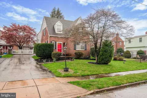 552 Achille Rd, Havertown, PA 19083