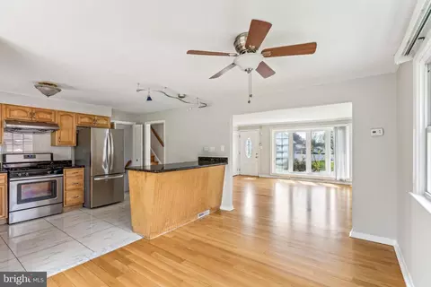 Other - 872 Rhoads Dr, Springfield, PA 19064 photo 2 of 11