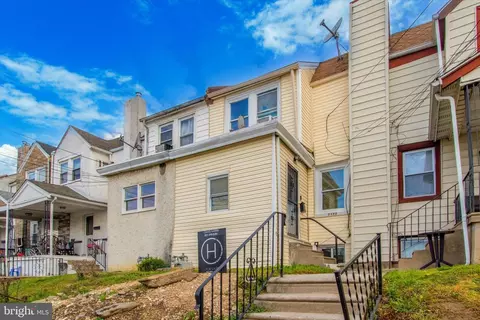 7177 Radbourne Rd, Upper Darby, PA 19082