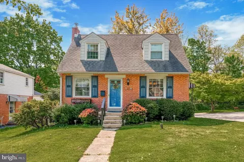 537 N Manoa Rd, Havertown, PA 19083