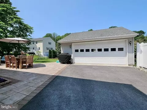 Other - 791 W Rolling Rd, Springfield, PA 19064 photo 2 of 8