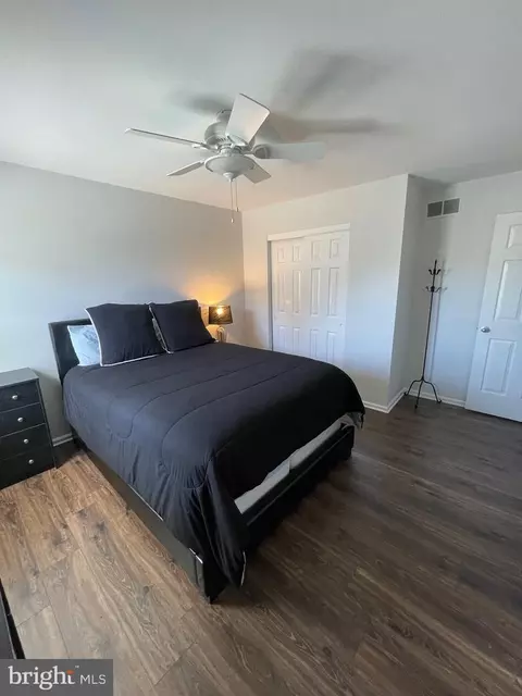 Bedroom - 791 W Rolling Rd, Springfield, PA 19064 photo 3 of 4