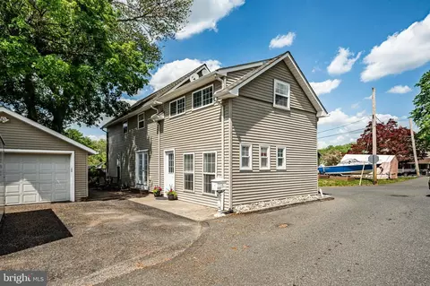 1000 Herald Sq, Aston, PA 19014
