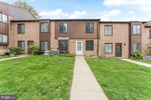 5200 Hilltop Dr #150, Brookhaven, PA 19015