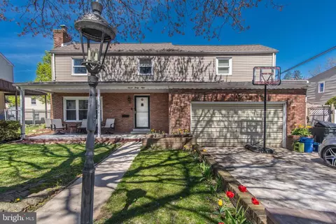 749 Westwood Ln, Aldan, PA 19018