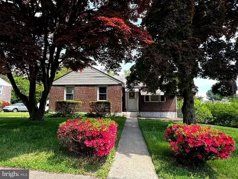 2605 Radcliffe Rd, Broomall, PA 19008