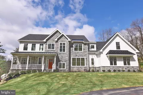 1 Weirwood Rd, Wayne, PA 19087