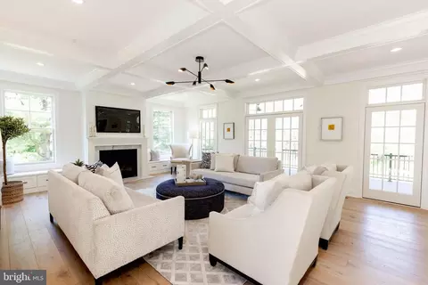 Living - 1 Weirwood Rd, Wayne, PA 19087 photo 2 of 5