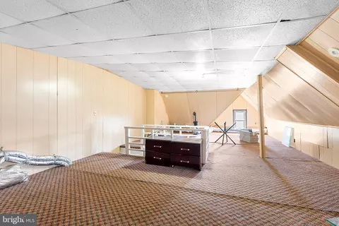 Bedroom - 136 Copley Rd, Upper Darby, PA 19082 photo 2 of 2