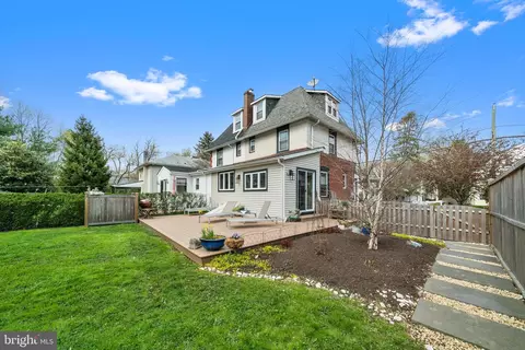 Exterior - 420 W Beechtree Ln, Wayne, PA 19087 photo 10 of 18