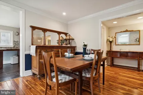 Dining - 420 W Beechtree Ln, Wayne, PA 19087 photo 1 of 4