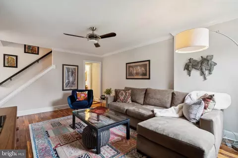 Living - 420 W Beechtree Ln, Wayne, PA 19087 photo 3 of 4
