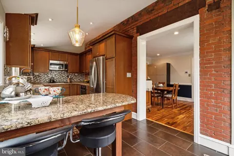 Kitchen - 420 W Beechtree Ln, Wayne, PA 19087 photo 2 of 6