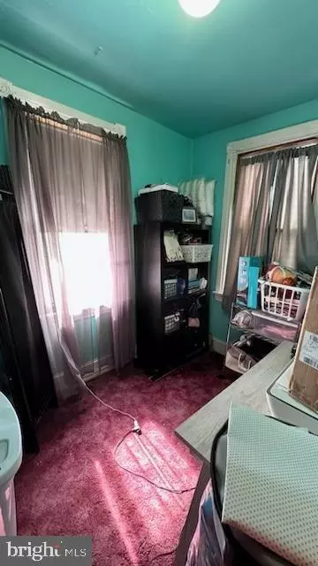 1046 Yates Ave, Marcus Hook, PA 19061 photo 8