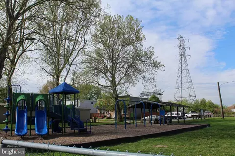 1046 Yates Ave, Marcus Hook, PA 19061 photo 10