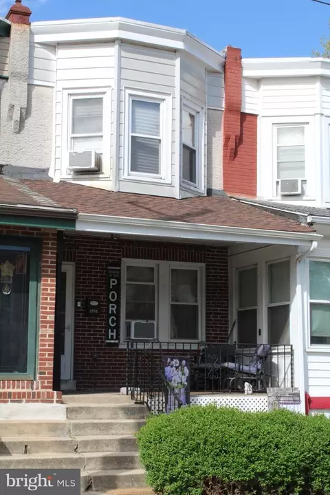 1046 Yates Ave, Marcus Hook, PA 19061