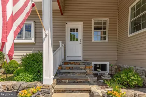 Exterior - 111 Waterville Rd, Wallingford, PA 19086 photo 9 of 24