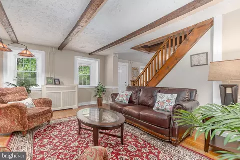Living - 111 Waterville Rd, Wallingford, PA 19086 photo 2 of 2