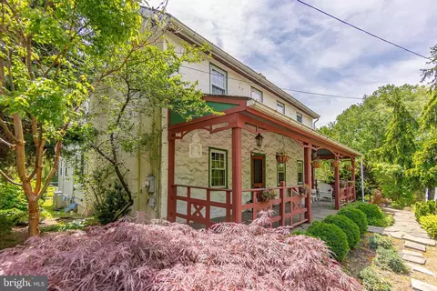 Exterior - 111 Waterville Rd, Wallingford, PA 19086 photo 2 of 24