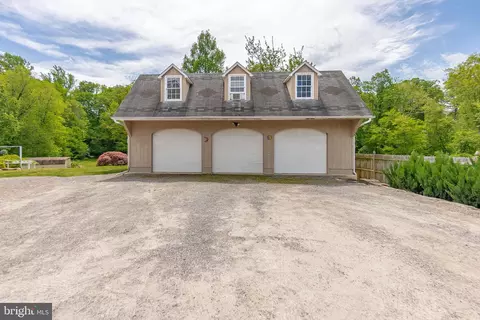 Exterior - 111 Waterville Rd, Wallingford, PA 19086 photo 13 of 24