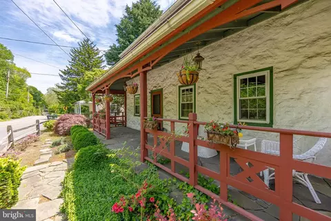 Exterior - 111 Waterville Rd, Wallingford, PA 19086 photo 4 of 24