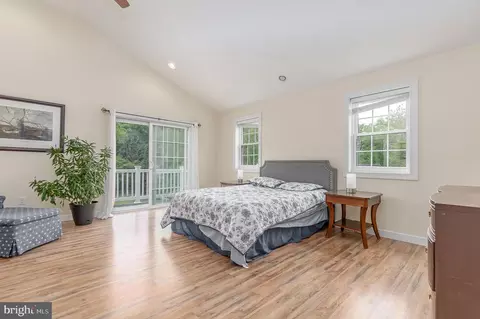 Bedroom - 111 Waterville Rd, Wallingford, PA 19086 photo 4 of 6