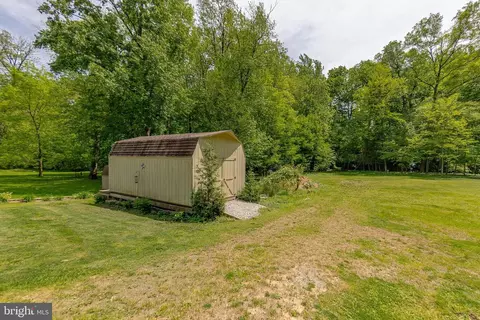 Exterior - 111 Waterville Rd, Wallingford, PA 19086 photo 23 of 24