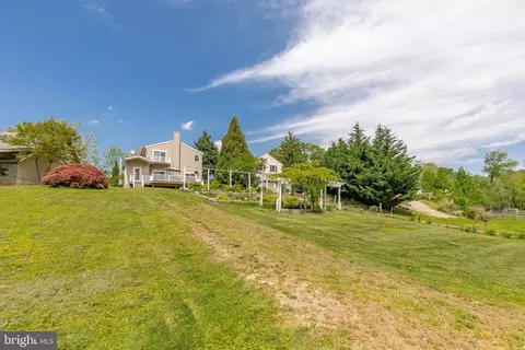 Exterior - 111 Waterville Rd, Wallingford, PA 19086 photo 21 of 24