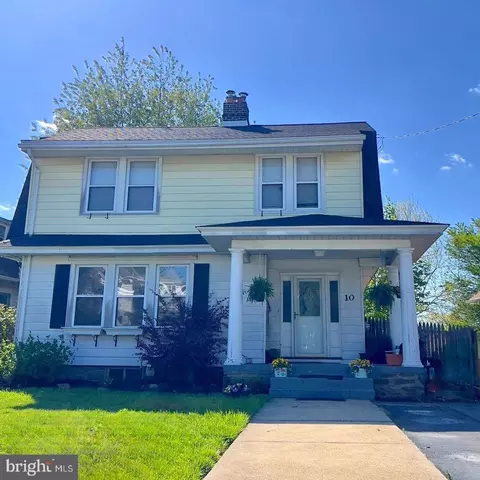 10 E Chelton Rd, Brookhaven, PA 19015