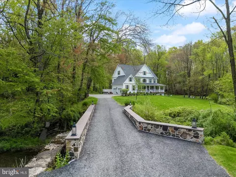 960 Smithbridge Rd, Glen Mills, PA 19342