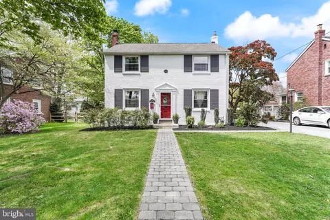 66 Worrell Dr, Springfield, PA 19064