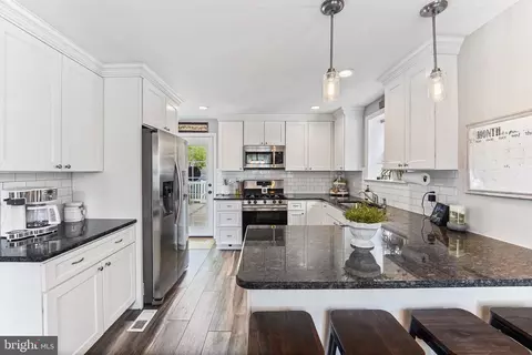 Kitchen - 66 Worrell Dr, Springfield, PA 19064 photo 2 of 5