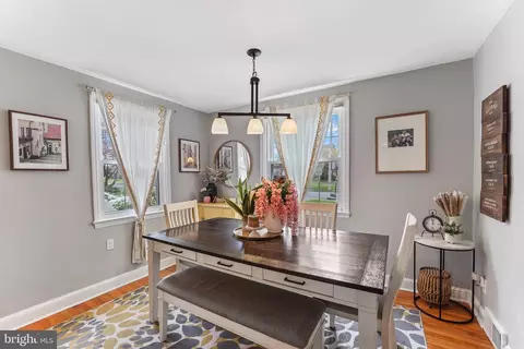Dining - 66 Worrell Dr, Springfield, PA 19064 photo 3 of 3