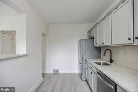 Kitchen - 6 Maple St, Marcus Hook, PA 19061 photo 3 of 7
