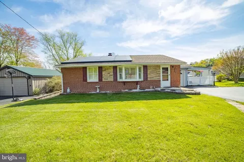 4412 Garnet Mine Rd, Boothwyn, PA 19061