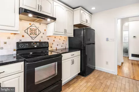 Kitchen - 500 E Lancaster Ave #134B, Wayne, PA 19087 photo 3 of 6