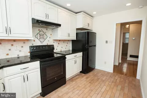 Kitchen - 500 E Lancaster Ave #134B, Wayne, PA 19087 photo 5 of 6