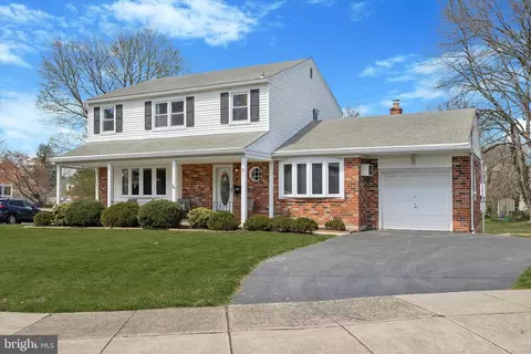 21 Glenn Ter, Havertown, PA 19083